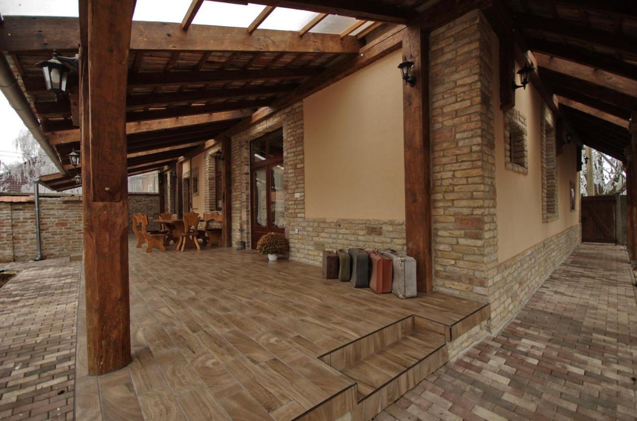 Villa Rusztika ギュラ エクステリア 写真
